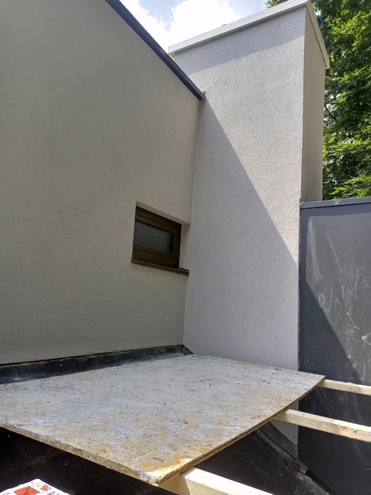 d8170162-56d5-4205-9901-2a8946bb0eab