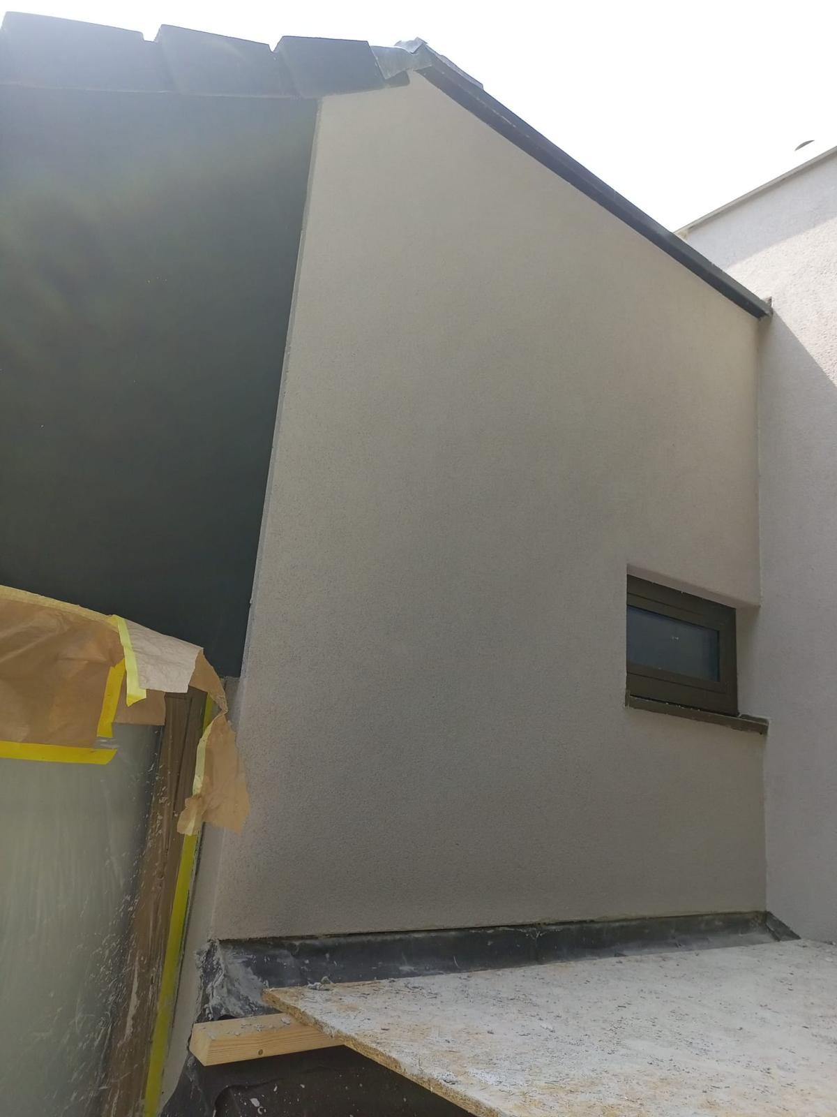 f78dca2b-dce5-408f-bff9-627b5ae34a61